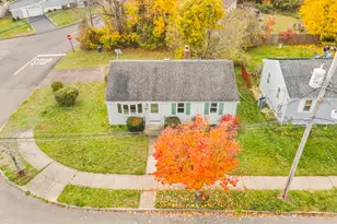 4 Laura Ln, New Haven, CT 06512 - Photo 38