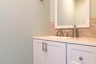 484 First Ave, West Haven, CT 06516 - Photo 8