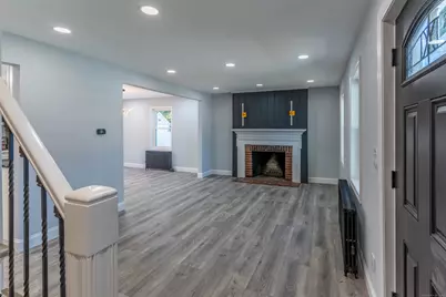 33 Bank Street, Hamden, CT 06514 - Photo 2