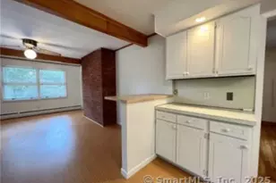 958 Dunbar Hill Rd, Hamden, CT 06514 - Photo 6