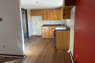 60 Coolidge St, Hartford, CT 06106 - Photo 6