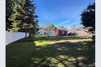 18 Quarry Street, Old Saybrook, CT 06475 - Photo 2