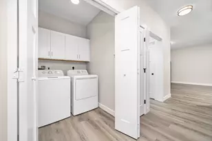 401 Albany Turnpike, Canton, CT 06019 - Photo 18