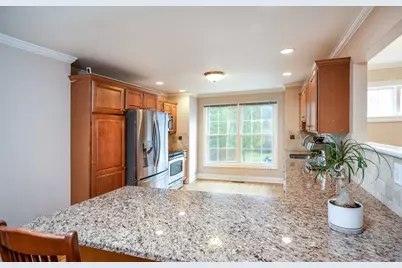 32 Crows Nest Lane #23, Danbury, CT 06810 - Photo 4