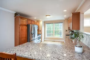 32 Crows Nest Ln, Danbury, CT 06810 - Photo 4