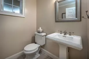 32 Crows Nest Ln, Danbury, CT 06810 - Photo 14