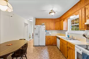 34 Morgan Ave, Danbury, CT 06810 - Photo 10