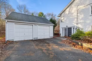 29 Chaffeeville Rd, Mansfield, CT 06250 - Photo 4