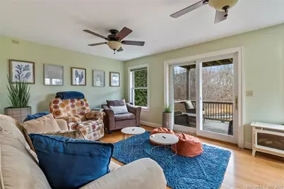 33 Marshfield Road, East Lyme, CT 06357 - Photo 6