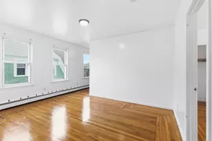 68 Connecticut Ave, New London, CT 06320 - Photo 10