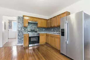 68 Connecticut Ave, New London, CT 06320 - Photo 4