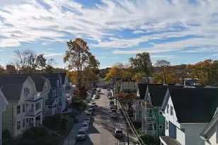 68 Connecticut Ave, New London, CT 06320 - Photo 16