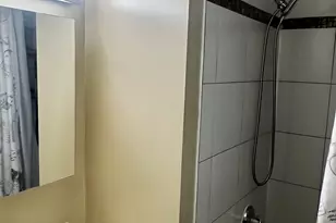 21 Goodwin St, Manchester, CT 06040 - Photo 6