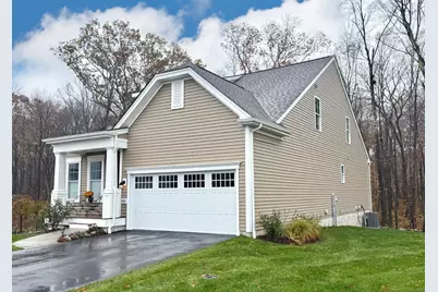 930 Tillinghast Drive #930, Oxford, CT 06478 - Photo 2