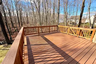 930 Tillinghast Dr, Oxford, CT 06478 - Photo 8