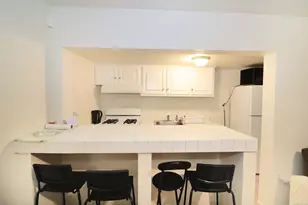 60 Olive St, Bridgeport, CT 06605 - Photo 12