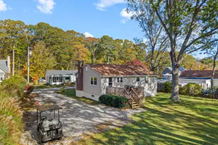 48 Billow Rd, East Lyme, CT 06357 - Photo 4