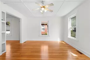 22 Sycamore Ln, Waterbury, CT 06705 - Photo 4