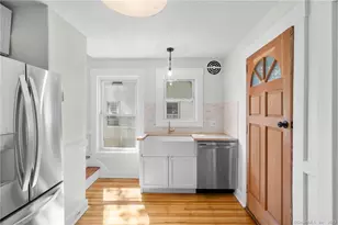 22 Sycamore Ln, Waterbury, CT 06705 - Photo 14