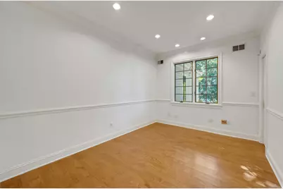 39 Running Brook Lane, New Canaan, CT 06840 - Photo 18
