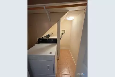 31 Sutton Place #31, Bloomfield, CT 06002 - Photo 14