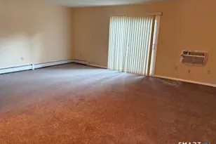 31 Sutton Pl, Bloomfield, CT 06002 - Photo 12