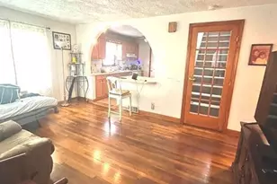 142 Palm St, Bridgeport, CT 06610 - Photo 8