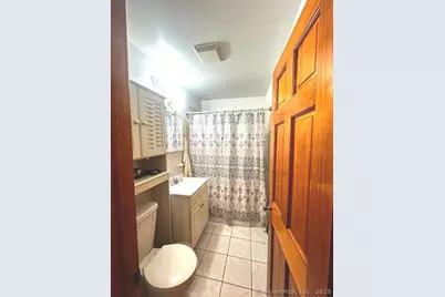 142 Palm Street, Bridgeport, CT 06610 - Photo 10
