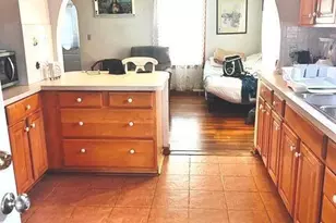 142 Palm St, Bridgeport, CT 06610 - Photo 6