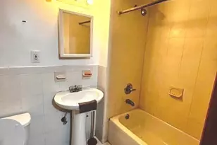 142 Palm St, Bridgeport, CT 06610 - Photo 22