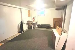 142 Palm St, Bridgeport, CT 06610 - Photo 20