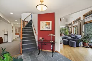 198 E Middle Patent Rd, Stamford, CT 06831 - Photo 8