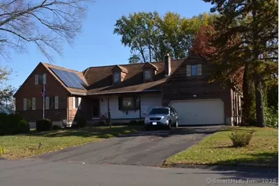 25 Zack Lane, Bristol, CT 06010 - Photo 2