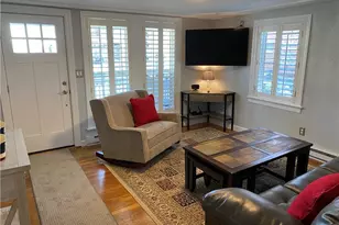 5 Pearl St, Groton, CT 06355 - Photo 1