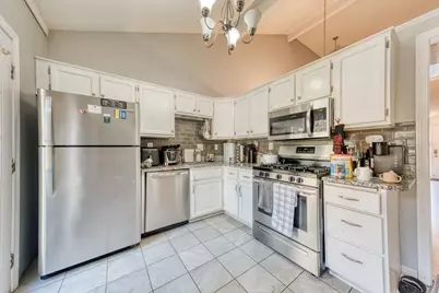 42 Schoolhouse Crossing, Wethersfield, CT 06109 - Photo 6