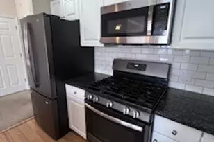 25 Adams Ave, Stamford, CT 06902 - Photo 8