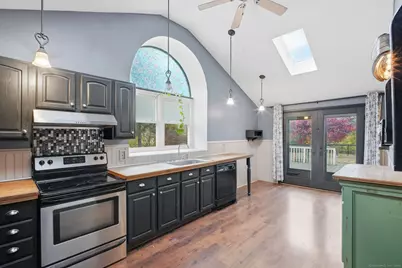 3 Eastwood Drive, East Windsor, CT 06016 - Photo 12