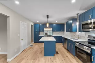 49 Ledge Rd, Southington, CT 06489 - Photo 2