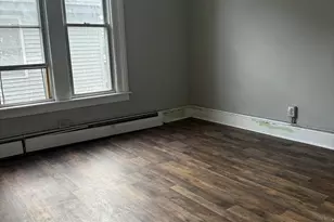 21 Williams St, Hartford, CT 06120 - Photo 6