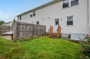 5 Garland Dr, Glastonbury, CT 06033 - Photo 4