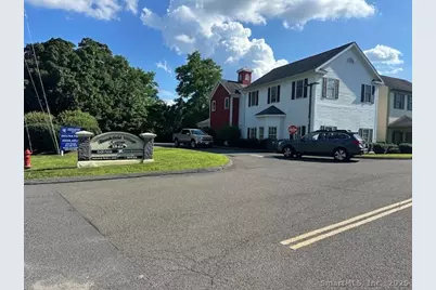 828 Federal Road #B, Brookfield, CT 06804 - Photo 2