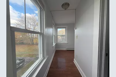 32 Moore Avenue, New London, CT 06320 - Photo 34