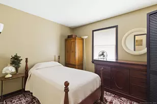184 Putting Green Rd, Trumbull, CT 06611 - Photo 8