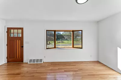 3 Daves Lane, Newtown, CT 06470 - Photo 4