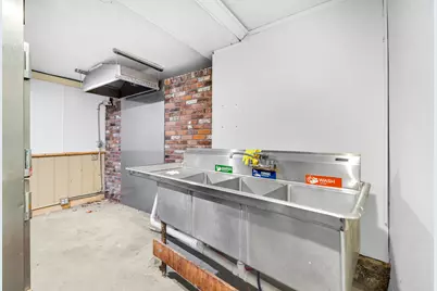 720 Main Street, Winchester, CT 06098 - Photo 10