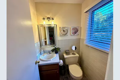 489 Wolcott Street #APT 25, Bristol, CT 06010 - Photo 8