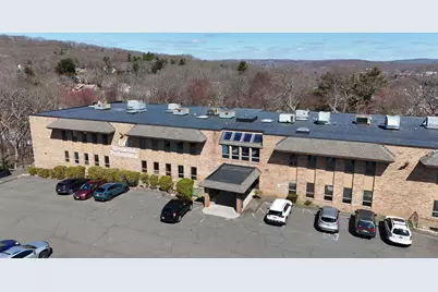 60 Westwood Avenue #47, Waterbury, CT 06708 - Photo 2