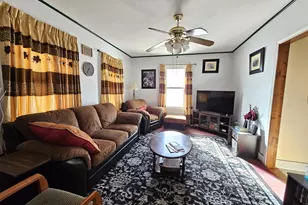 42 Washington St, Wallingford, CT 06492 - Photo 2