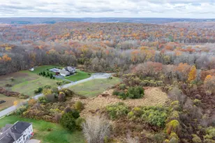 33A Farm View Dr, Norwich, CT 06360 - Photo 10