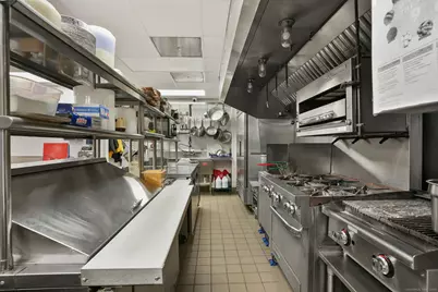 4050 Main Street, Bridgeport, CT 06606 - Photo 20